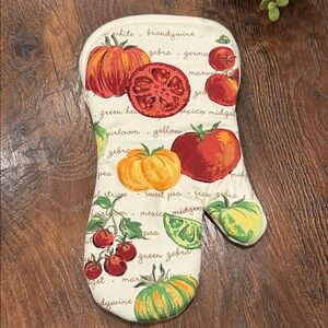 Ritz Tomato Print Oven Mitt